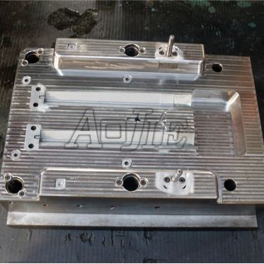 Motlle de taula infantil de plàstic